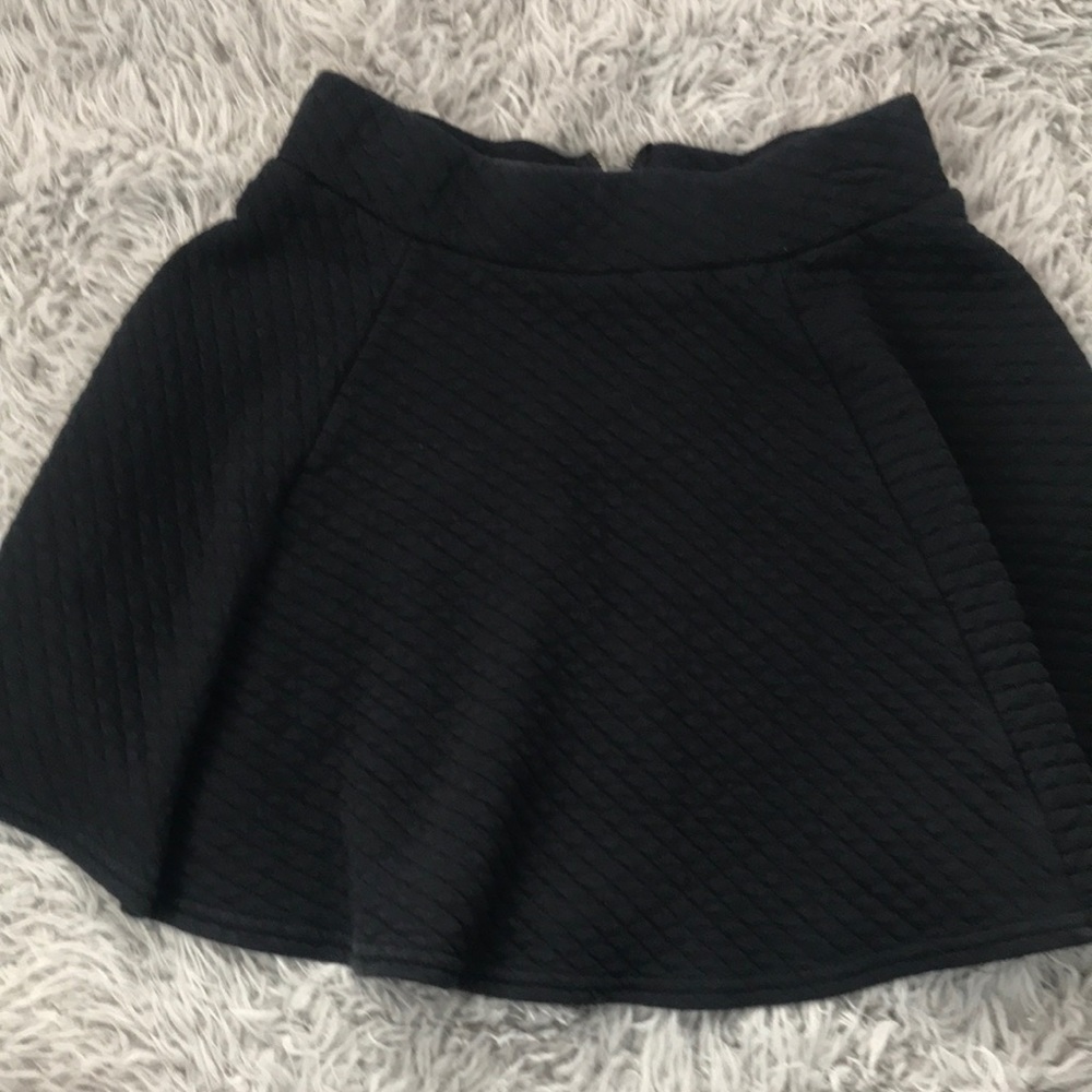 H&M black textured skater skirt